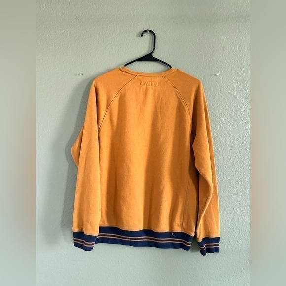 LEVIS MEN SZ M Mustard Yellow LOGO SPELLOUT PULLOVER SWEATSHIRT - Picture 3 of 6